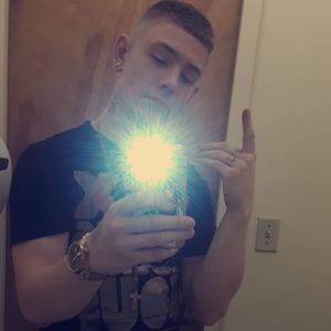 Meet your Posher, Connor